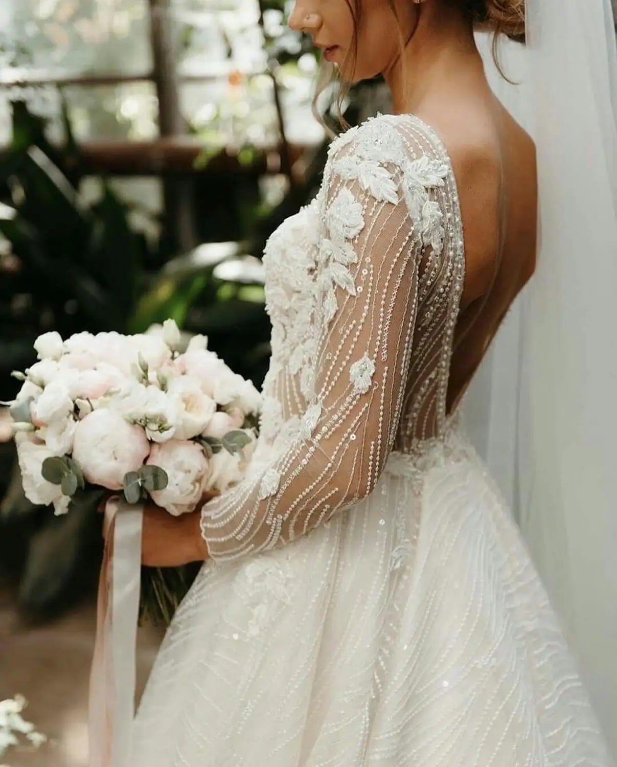 

2020 Country Boho Wedding Dresses Backless Lace Appliqued vestidos de novia Beads Long Sleeve Vintage Wedding Dress robes de mar