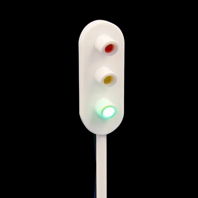 Маленькая осветительная лампа ручной работы для учащихся начальной