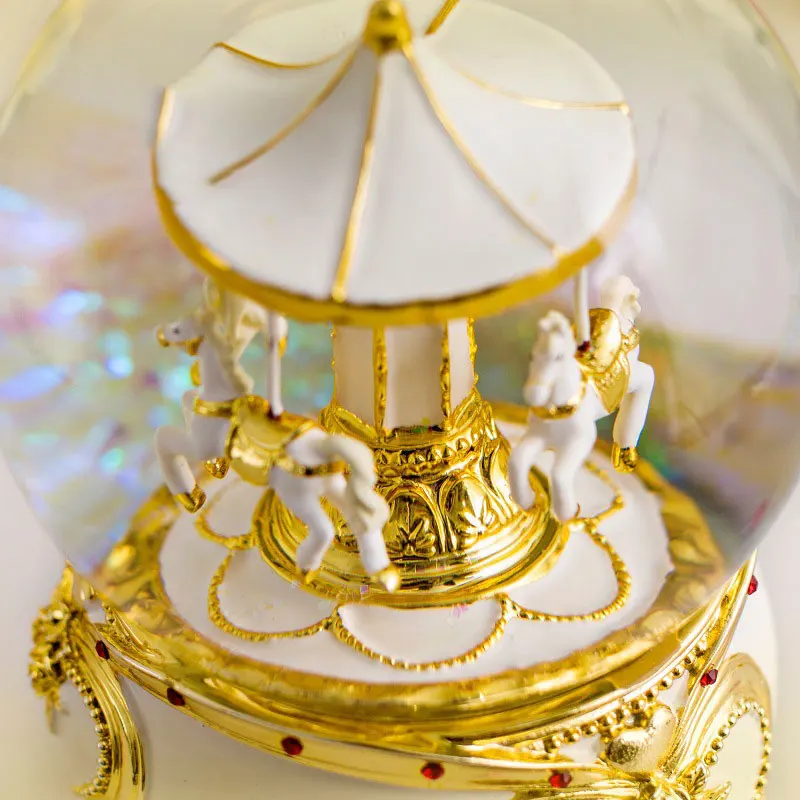 Роскошная карусель Золотой снежный шар стеклянная музыкальная шкатулка домашний Декор Аксессуары для гостиной ремесла Лучшие европейские подарки для сестры