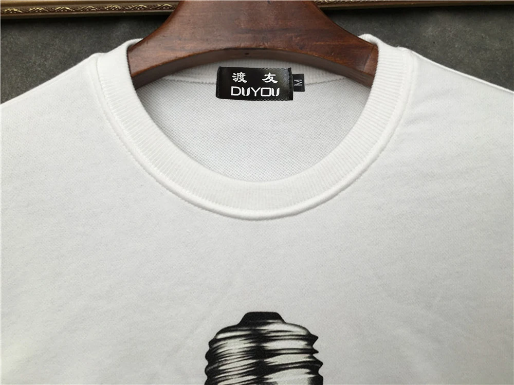 

Cotton Men's 100% Round Neck Pullover With Light bulb skull print Sweatshirt Men Sweaterwear DD|41935D541