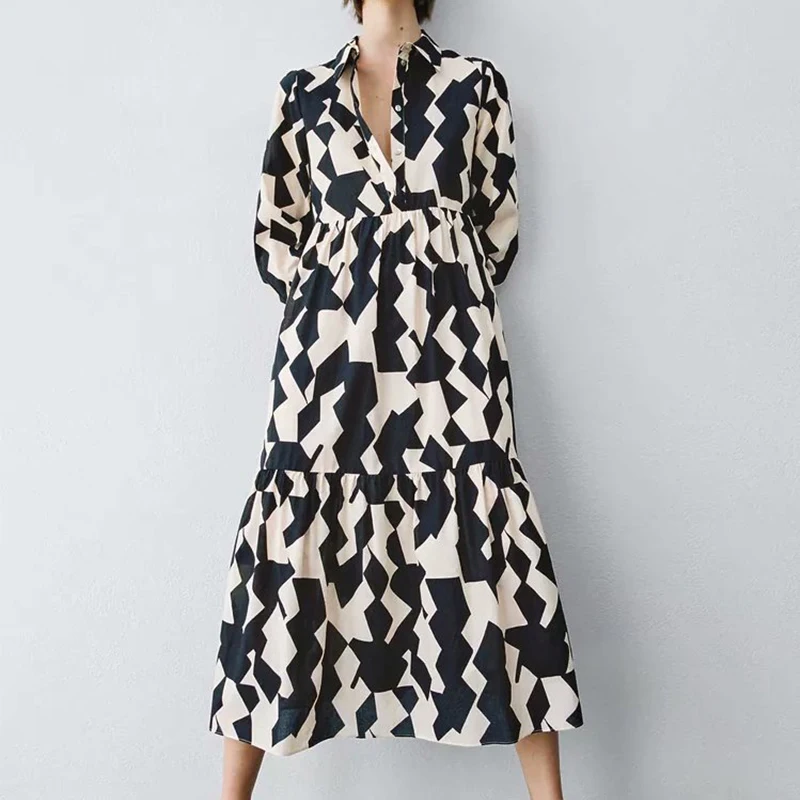 

Женское платье-рубашка с геометрическим принтом, длинным рукавом и отложным воротником