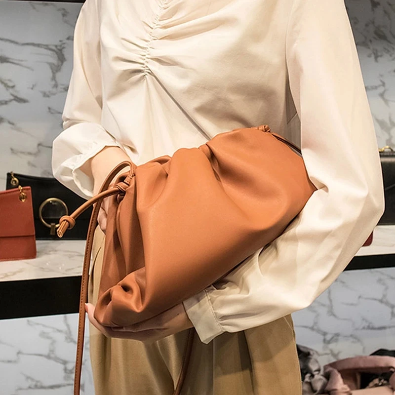 Ручные сумки для женщин 2021 трендовые маленькие через плечо из искусственной кожи