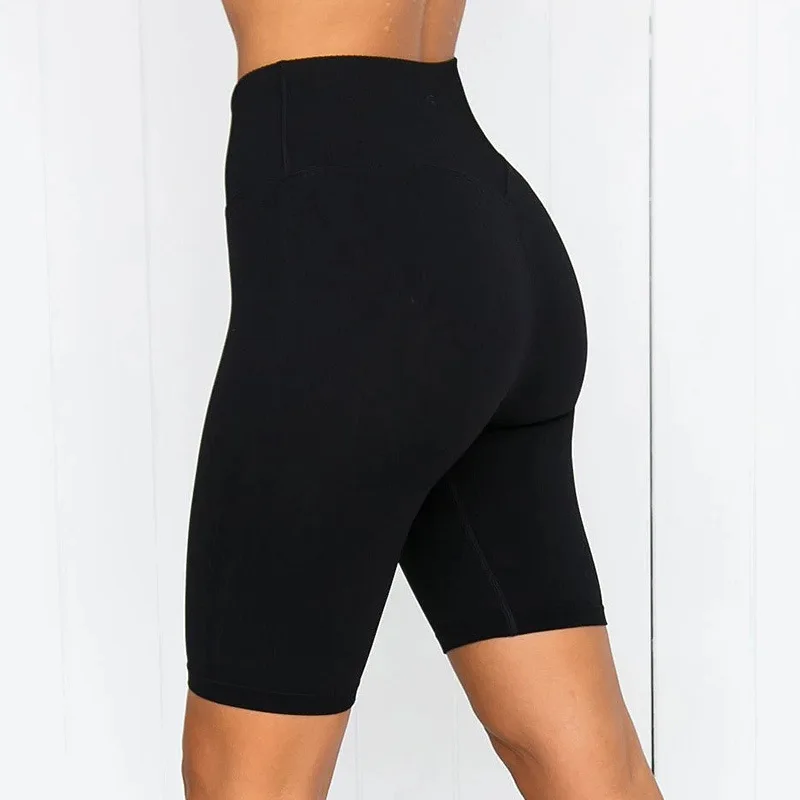 

2020 Summer Tight Exaggerates Hips Yoga Pants Hip Sports Shorts Training Fitness Shorts Women