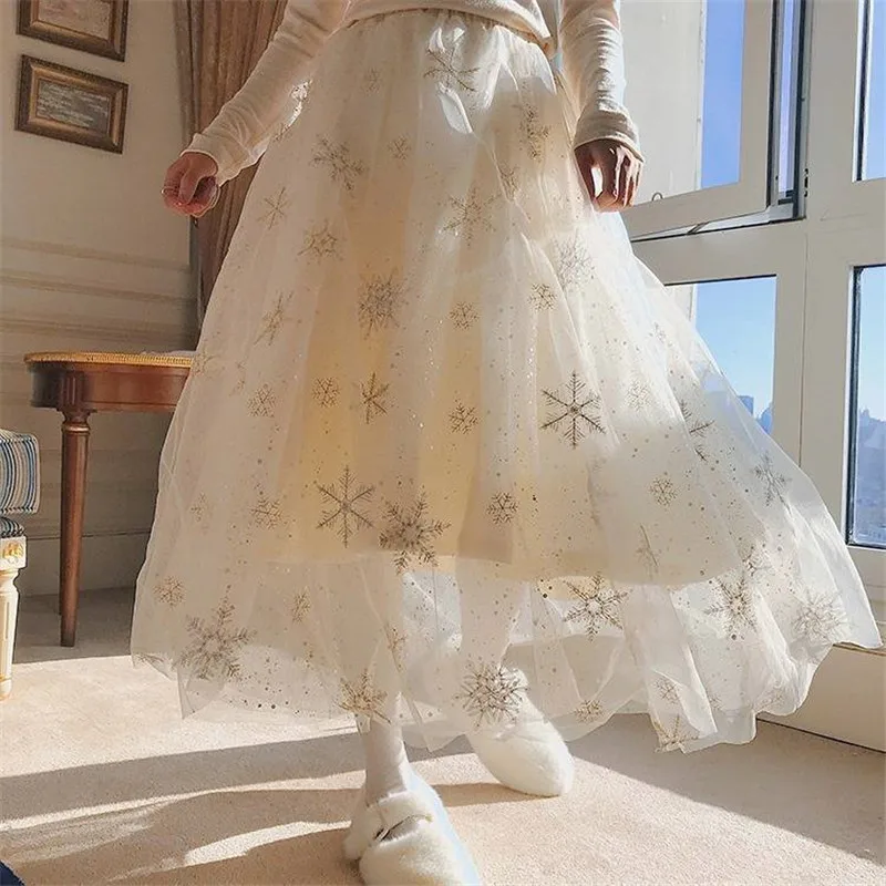 Юбка сетчатая Женская средней длины с вышивкой в виде снежинок Осень-зима 2021 -