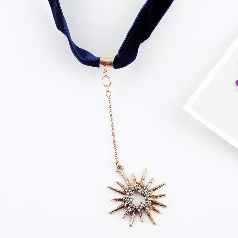 Уникальный кристалл звезда панк красный и синий бархатная полоска колье для