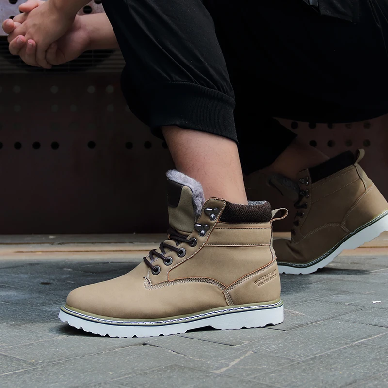 Новинка Мужские зимние плюшевые ботинки Модные теплые для мужчин Ботильоны на