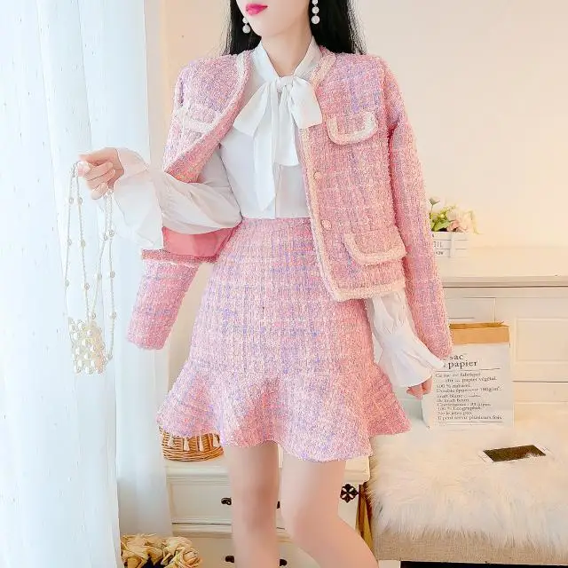 

2021 Women Spring Autumn New Tweed Skirt Sets Female Woolen Plaid Jacket Coat + Mermaid Mini Skirts Ladies Fashion Suits E779