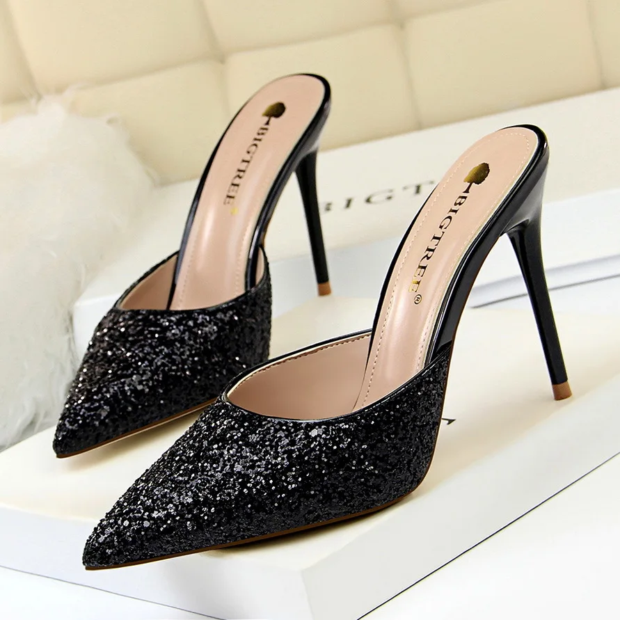 

Fashionable and Simple Metal Stiletto High Heel Shallow Mouth Pointed Sequins Baotou Slippers Female Sandals