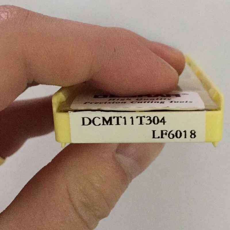 Резец токарный DESKAR DCMT070204-MV LF6018 DCMT070208 MV DCMT11T304 308 карбидные вставки подходят для нержавеющей стали