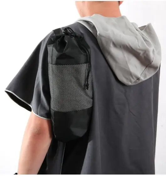 

Large Pocket Microfiber Wetsuit Changing Robe Poncho Beach Towel Adult Quick Drying Sport Hooded Cloak For Surf Swim Bath Towels