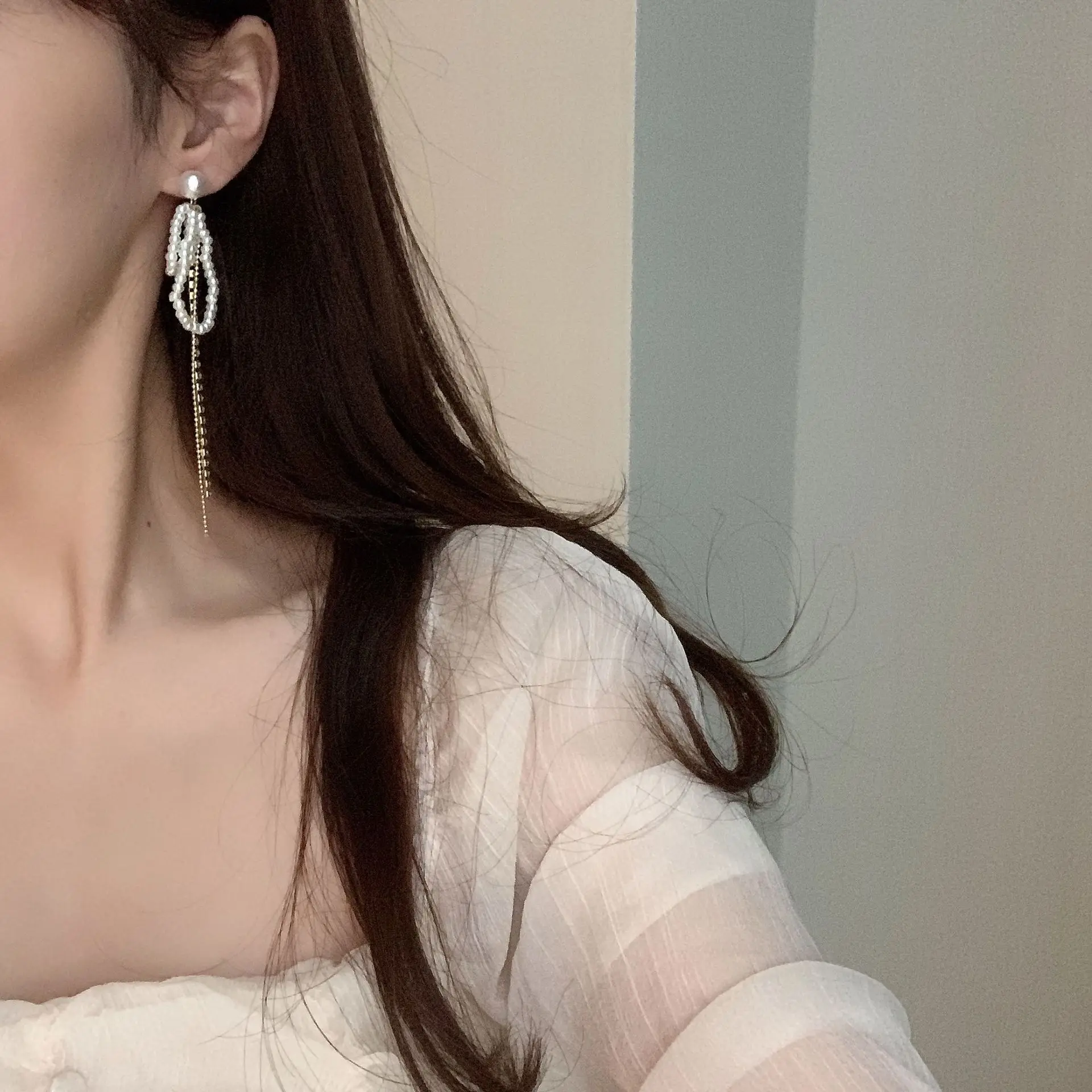 

Shining chain pearl tassel earrings Korean style elegant female fashion earrings jewelry