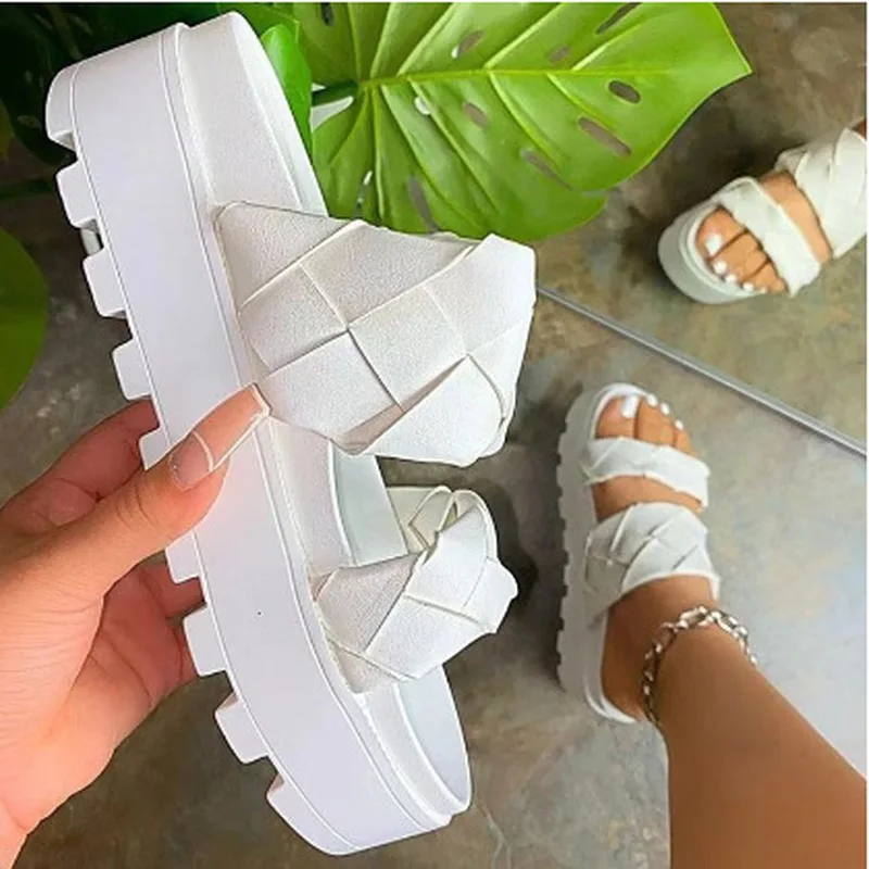 

Summer Weaving Platform Thick Heel Women Slippers Wedges Height Increasing Solid Ladies Slides Outdoor Beach Sandals Female 2020