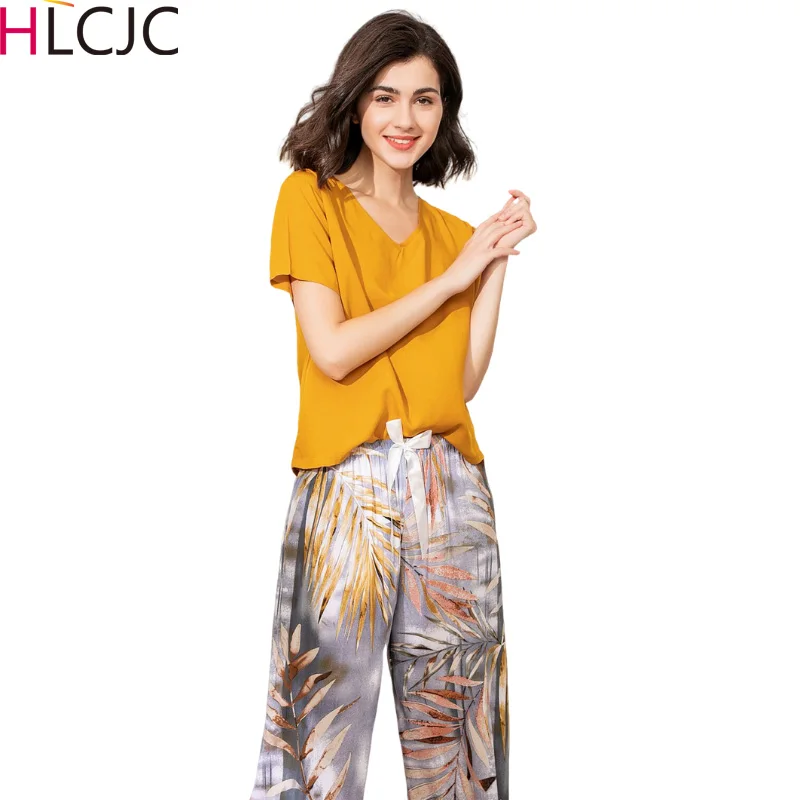 Пижамный комплект Женский из хлопка и вискозы контрастных цветов топ с коротким