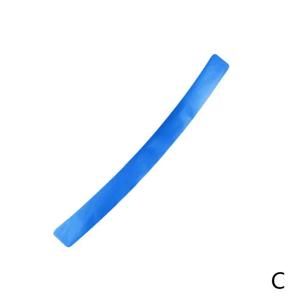 LIGHT BLUE Универсальная задняя защитная накладка для багажника, наклейка на задний бампер автомобиля, защитная наклейка против царапин, 3D пленка из углеродного волокна - Название цвета: LIGHT BLUE