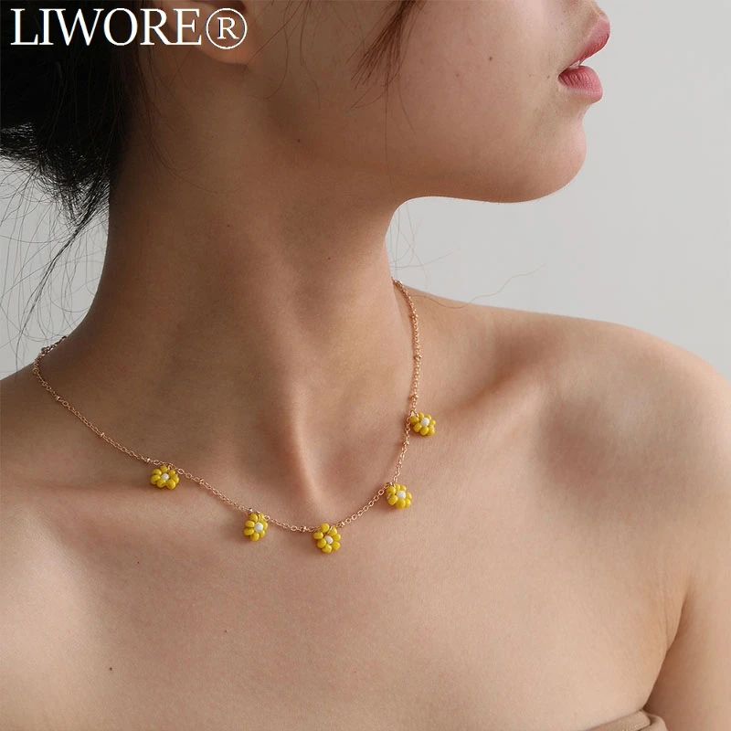 

Liwore Ethnic Style Rice Bead Flower Tassel Necklace For Women Girl Metal Bohemian Chain Necklace 2021 Trend Summer Jewelry