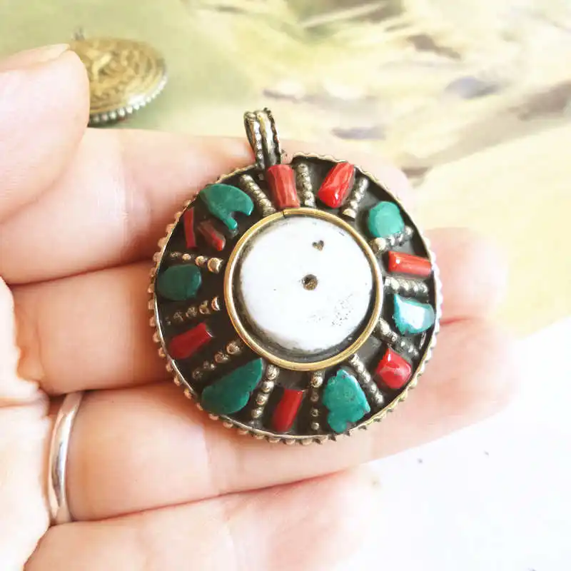 Непальские Винтажные Ювелирные изделия латунная инкрустированная белая ракушка