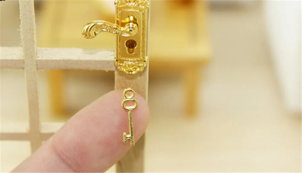

Door Accessory Lock With Keys Toy Doll House Miniature Brass Knobs Plate With Keyhole Keys Set