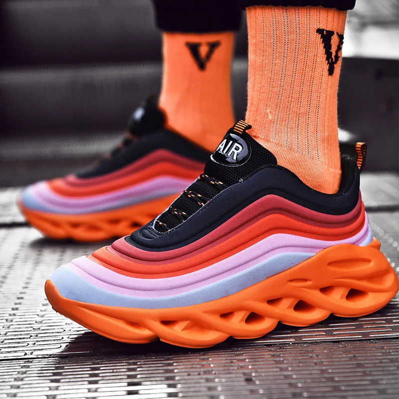 

2022 New Men's Running Shoes Autumn And Winter Soft Bottom Increase Casual Sports Shoes Ultra Light Trend Large Size Men's Shoes