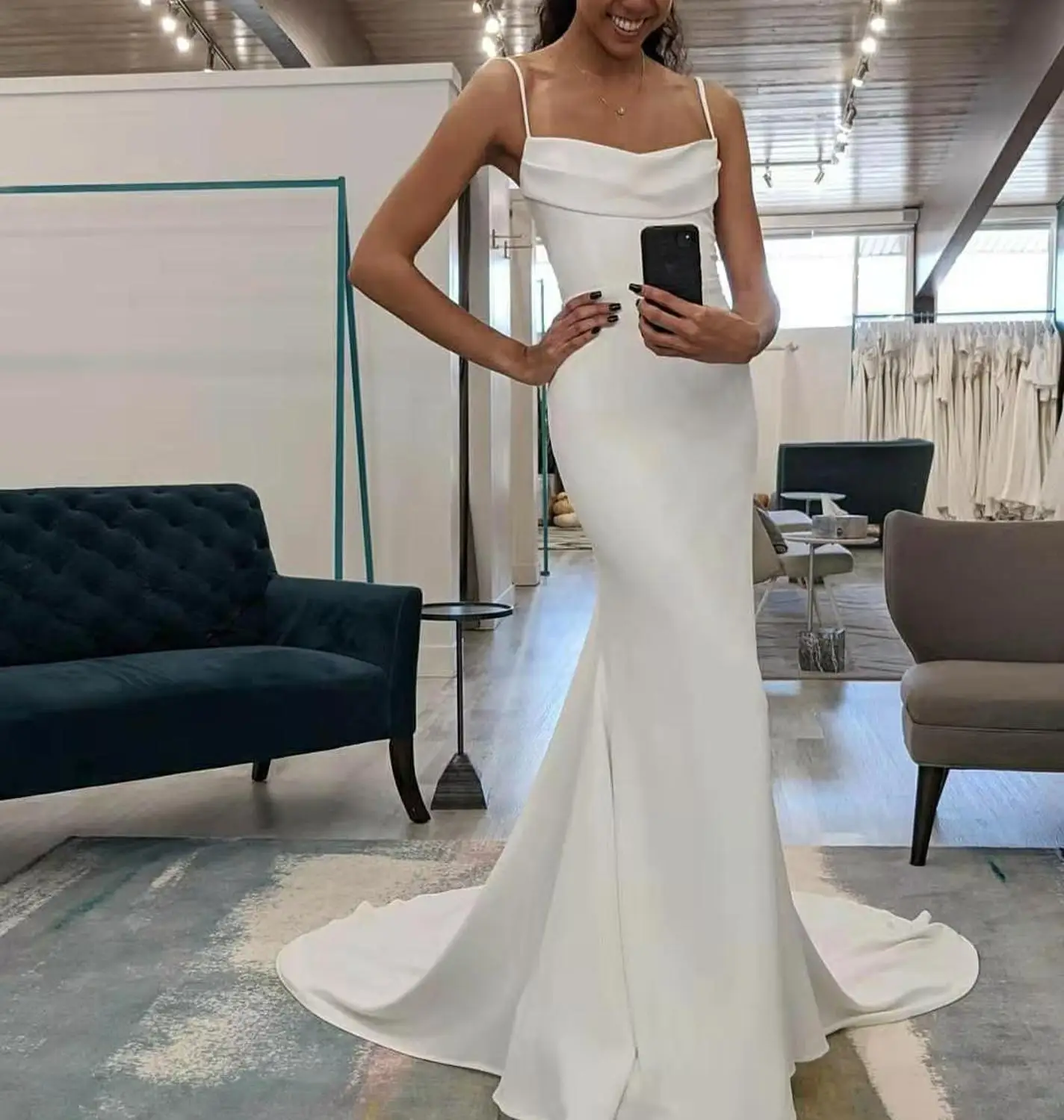 

Sexy Long Cowel Neckline Mermaid Wedding Dresses Spagehtti Straps Floor Length Zipper Back Satin Bridal Gowns for Women