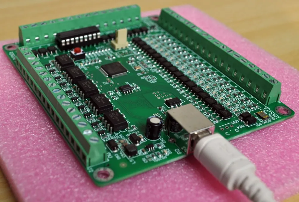 3 оси Mach3 USB интерфейсная плата(NPN) работает с Mach3. Импульсный двигатель 500 кГц