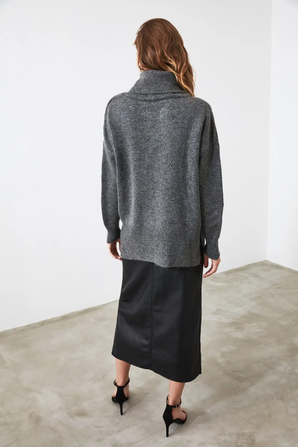 

MLLA Anthracite Turtleneck Knitwear Sweater TWOAW20XS0026