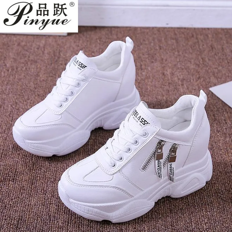 

Туфли женские новые повседневные ботинки кроссовки с вулканизированной подошвой Женская весенне-осенняя Брендовая обувь на танкетке