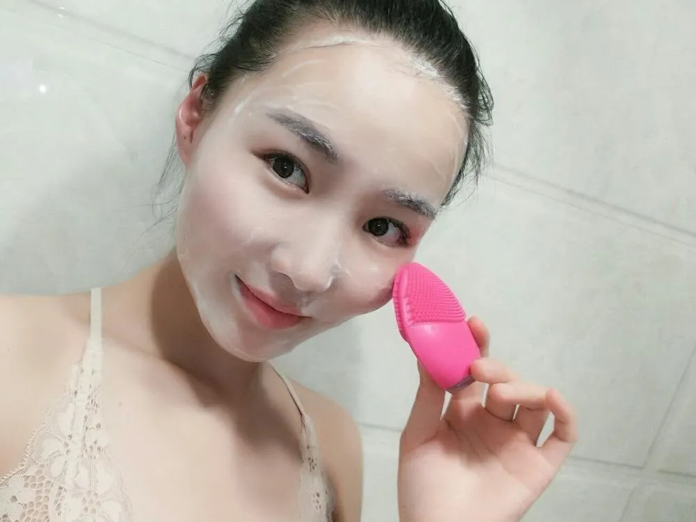 

100/300gAlpha arbutin 99% Quality Cosmetic Grade Raw Material Natural Skin Care Products Ingrediants Whitening,freckle removing