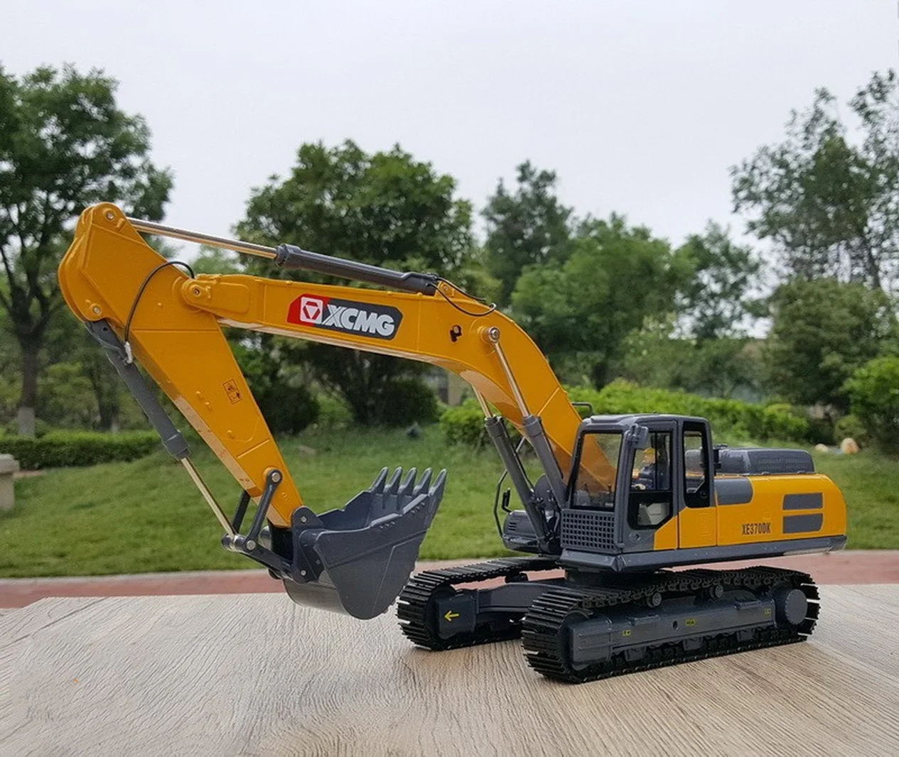 1/30 масштаб XCMG XE370DK гидравлический литой экскаватор модель коллекции игрушка в