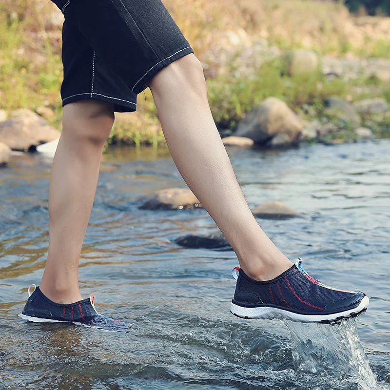 

NEW Fashion Men Waterproof Shoes Walking Slippers Beach Shoes Quick Dry Mesh Fly Weav Breathable Women Wading Shoes
