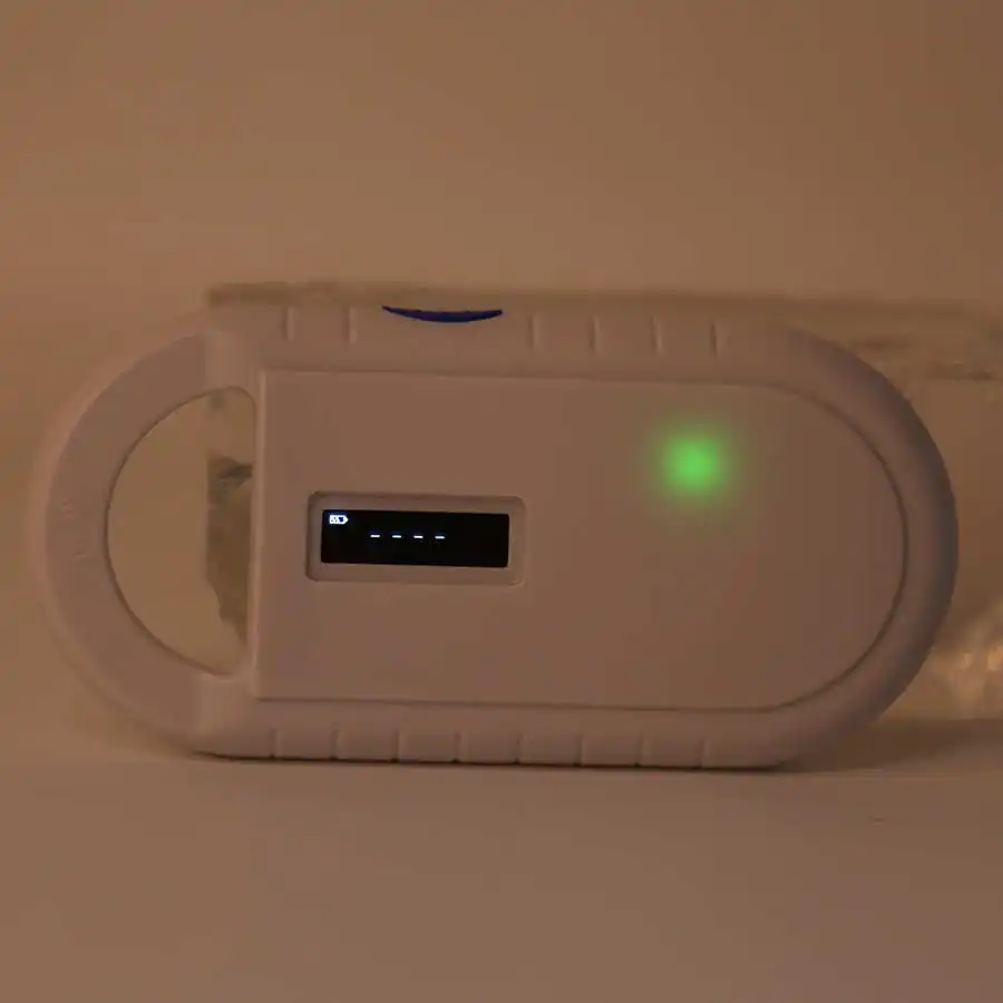 

Handheld RFID Scanner Rechargeable Animal Pet Identification Microchip Reader 134.2KHZ Microchip Reader Pet ID Scanner