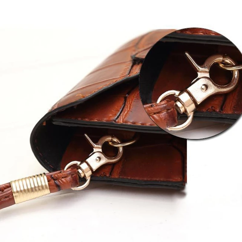 

28GD Crocodile pattern Bag Handbag Retro Classic Wild and small with Belt Buckle