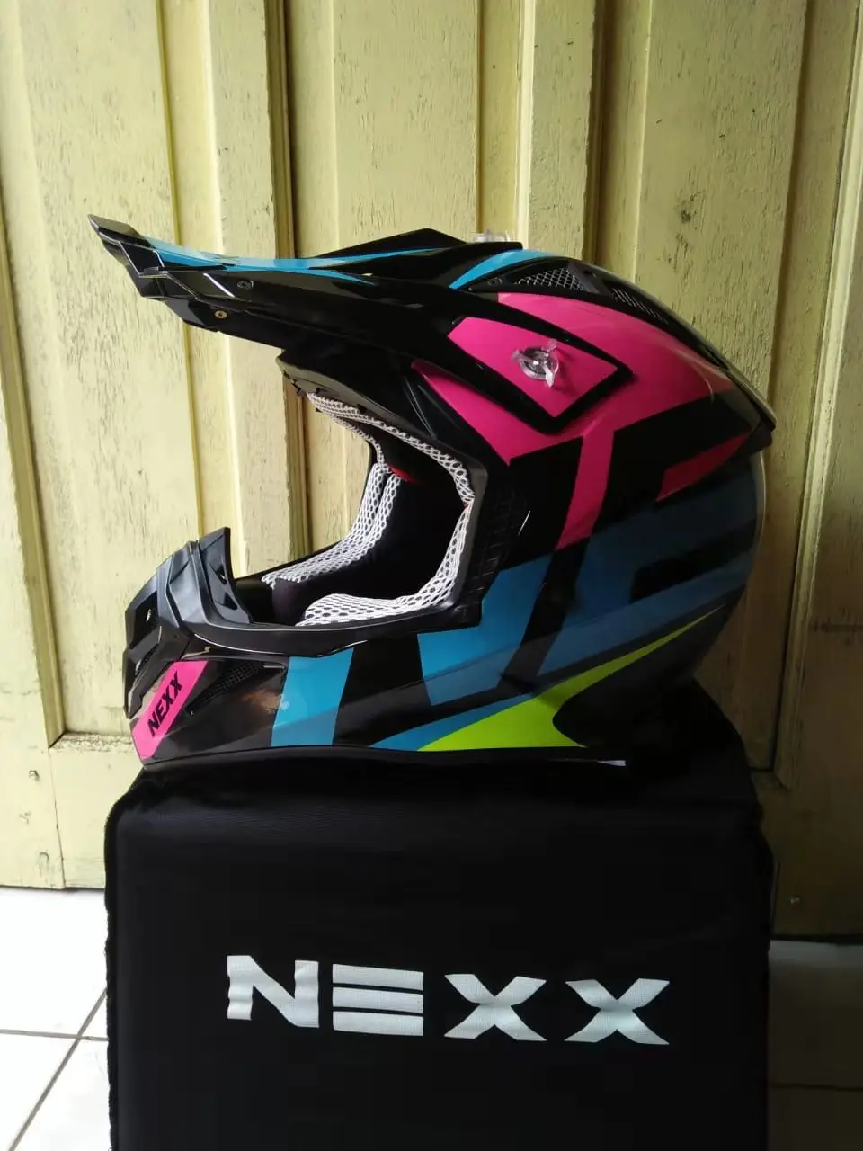 Мотоциклетный шлем для взрослых защитный езды на мотоцикле или велосипеде по