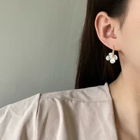 trendy jewelry flower earrings popular design sweet korean temperament clear crystal white resin earrings for girl party gifts