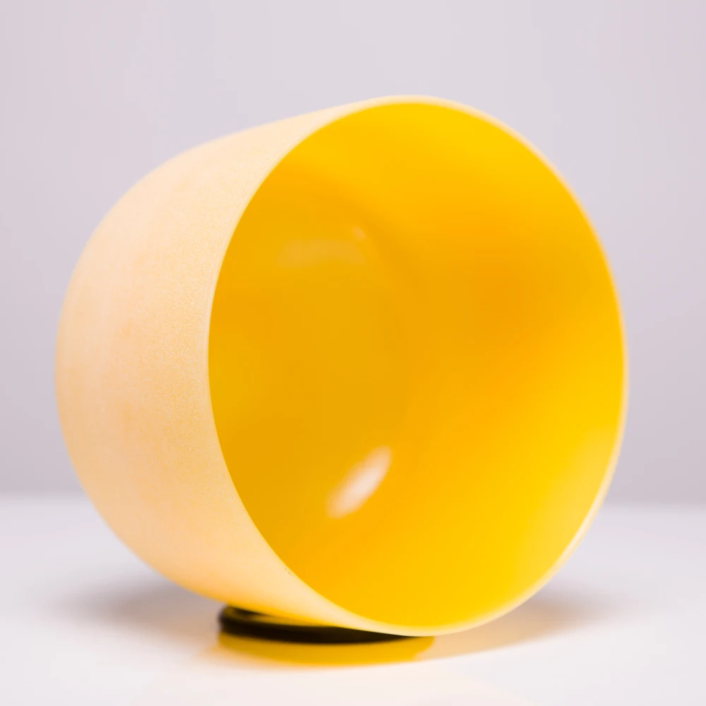 Чакра из солнечного плекса Note E Поющая чакра Внутри желтого цвета с матовым