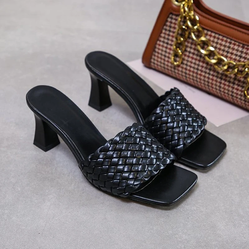 

Women Shoes 2020 Brand Design Women slippers Elegant Square Toe Square High Heels 5CM Slippers Summer Outdoor Beach Slides Shoes