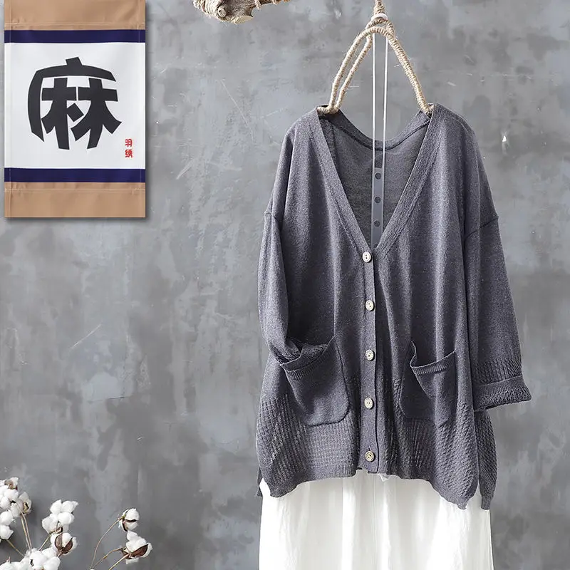 

Summer Ice Silk Linen Cardigan Female Thin Knitted Three Quarter Sleeve Shawl Casual Sunscreen Air Conditioning Cardigan L607