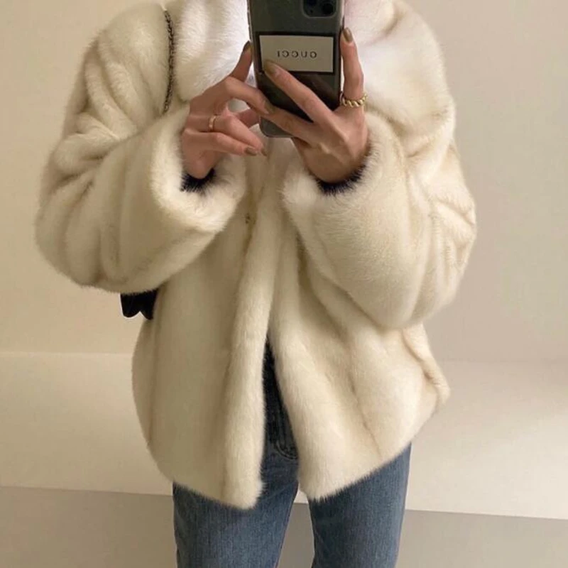 

Mink Fur Coat Luxury Korean Faux Fur Jacket Ladies Winter 2021 Fake Fur Coat For Women Warm Short Overcoat Fluffy Jacket