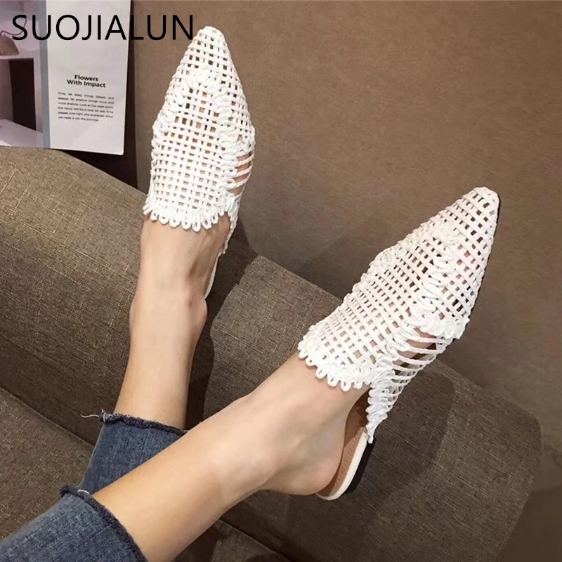 

SUOJIALUN 2019 Summer Autumn Cane Weave Mules Shoes Fashion Pointed Toe Women Slippers Outside Beach Flat Slides Half Slipper