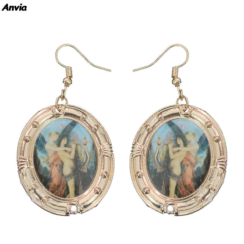 

Europe Myth Vintage Royal Drop Earrings Women Lady Classic Charm Jewelry Jewellery Handmade Printing Accessories Party New Sale