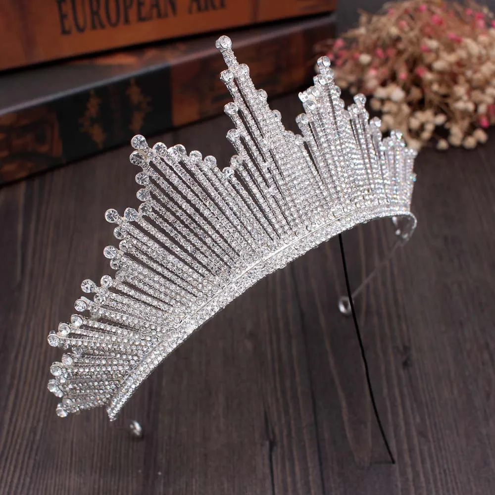 Роскошный цвета: золотистый серебристый Цвет с цветами из камней Свадебный