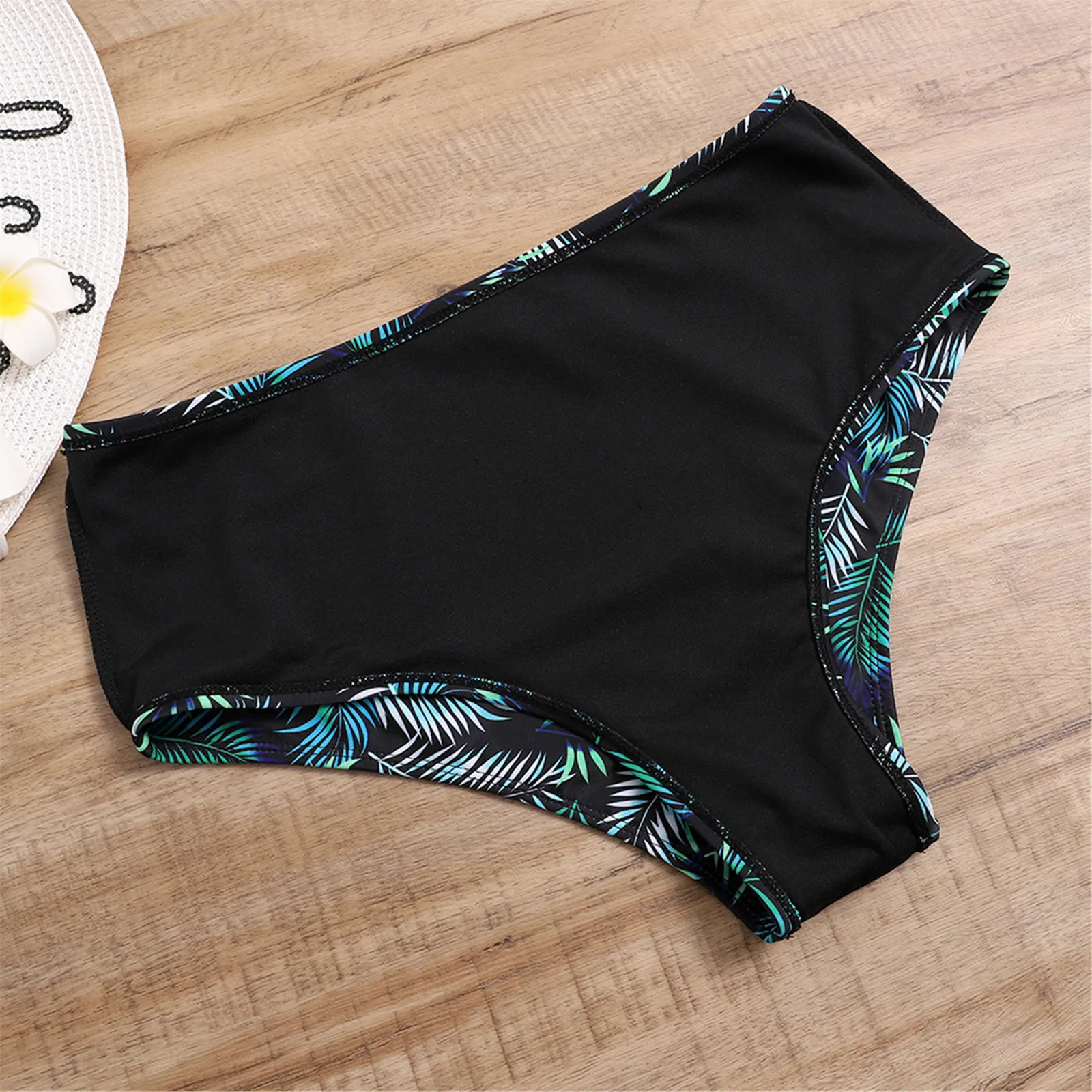 

Summer Women Two Piece Halter Diamond Decoration Bikini Set Push Up Swimsuit Beachwear Padded Swimwear Diamond Swimming