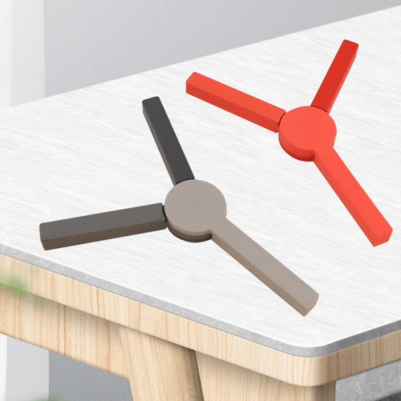 Коврик изоляционный с красным штативом утолщенный серый термостойкий подставка