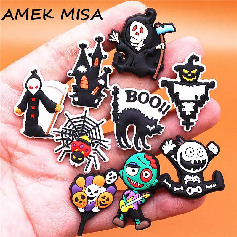 

Halloween Horror Shoe Accessories Werewolf Grim Reaper Ghost Mummy Witch Vampire Scarecrow Croc Charms fit Jibz Kids Party Gift