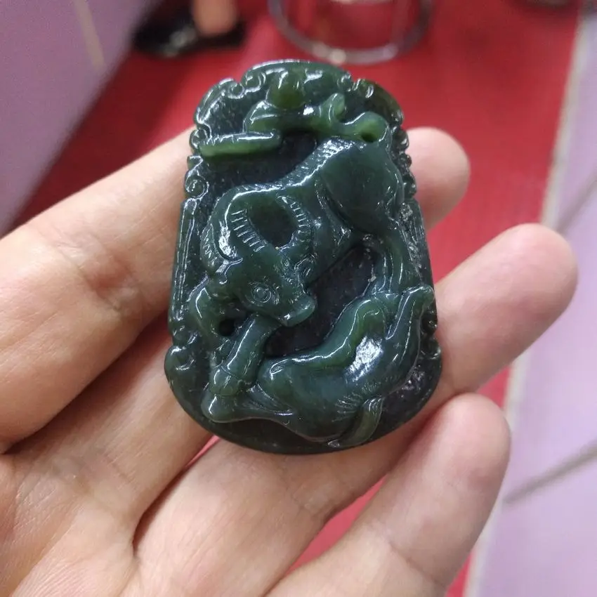 

Nature Bottle Green Jade Pendant OX Amulet For Chinese Zodiac Mascot OX Year Person Bless Hanging