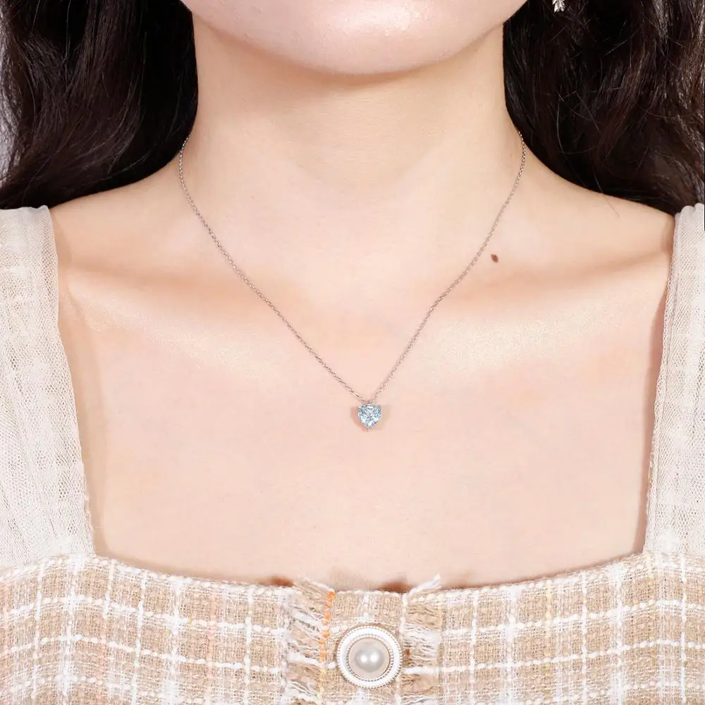 GEM'S BALLET 925 Sterling Silver Heart-shaped Jewelry 1.54 CT Natural Sky Blue Topaz Pendant Necklace Women Gifts