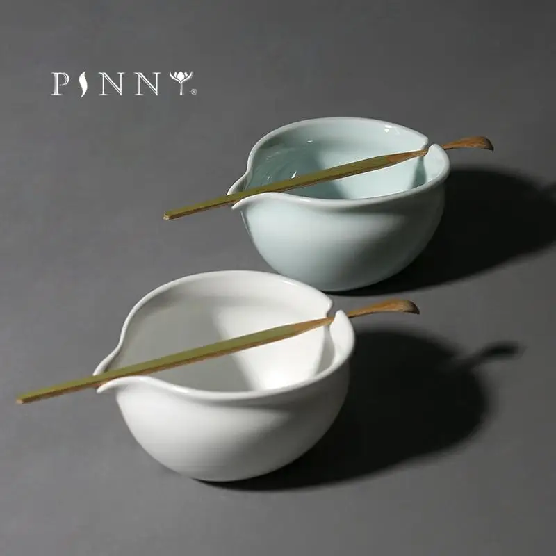 

PINNY 220ml Porcelain Green Tea Infuser High Quality Ceramic Tea Strainers Kung Fu Tea Set Tea Ceremony Accessories Bamboo