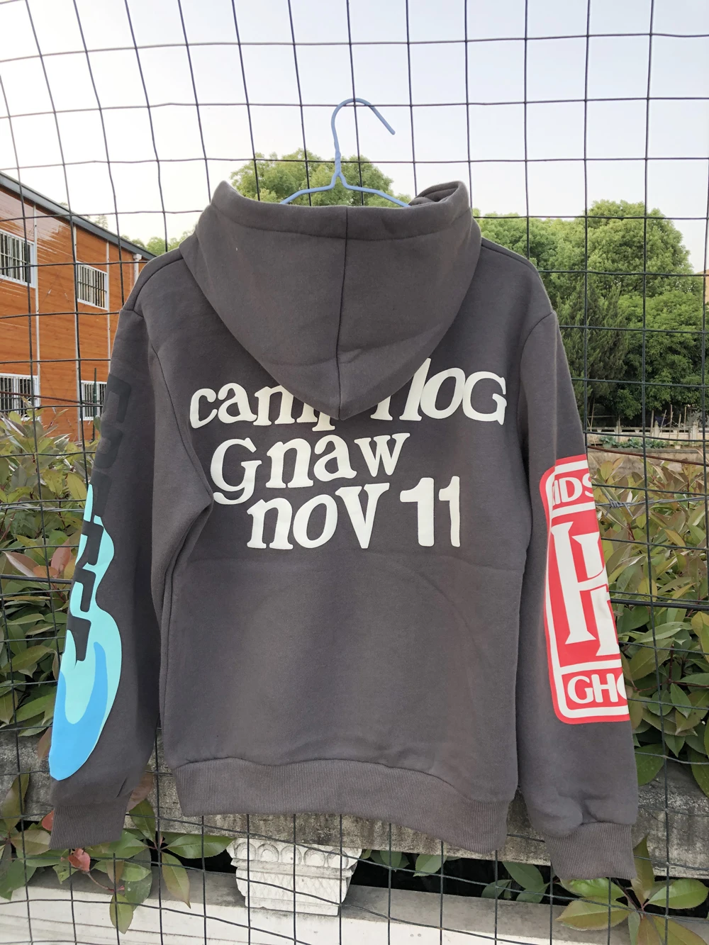 

Dropshiping Unisex Hoodie Kanye West Lucky Me I See Ghosts Hoodie - Kanye West Hoodie, Kids See Ghosts