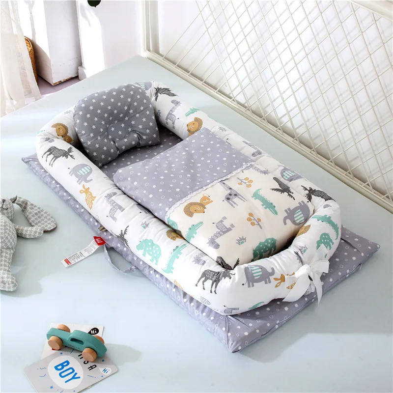 

Детская кровать-гнездо с подушкой, портативная кроватка для новорожденных, хлопковая Колыбель для младенцев, детская кроватка для путешест...