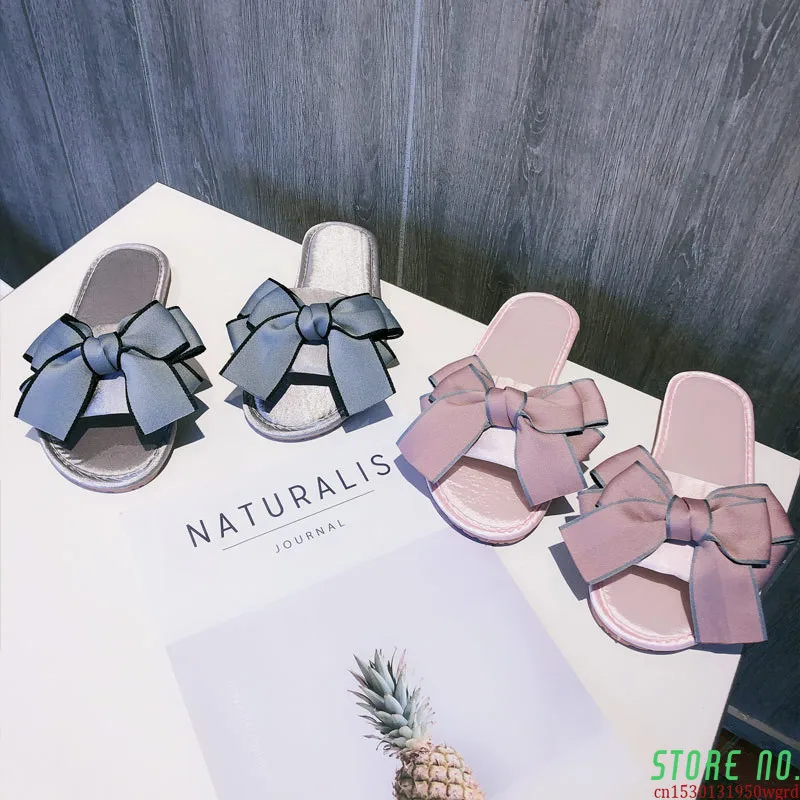 

Сатиновые женские шлепанцы на плоской подошве, модные простые розовые комнатные тапочки, Нескользящие сандалии с бантом, пляжная обувь