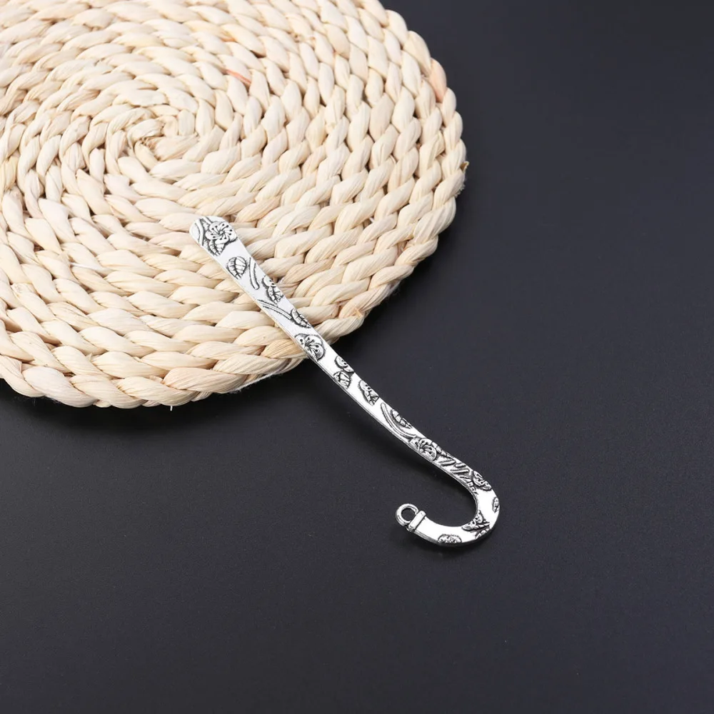 

Vintage Style Flower Pattern Creative Metal Bookmarks Pendants for Reading Books